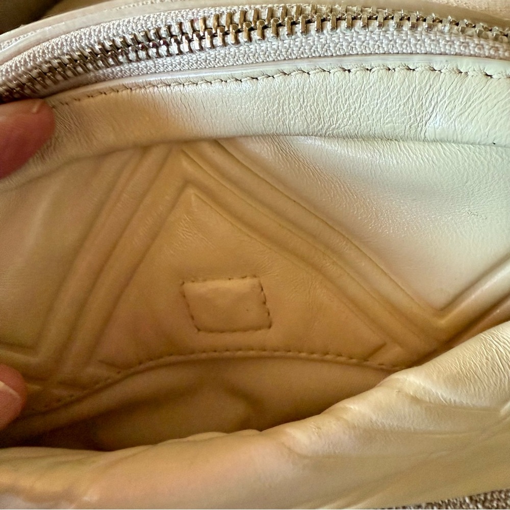 Tory Burch Quilted Perry Bombe - OS - Picture 3 of 11